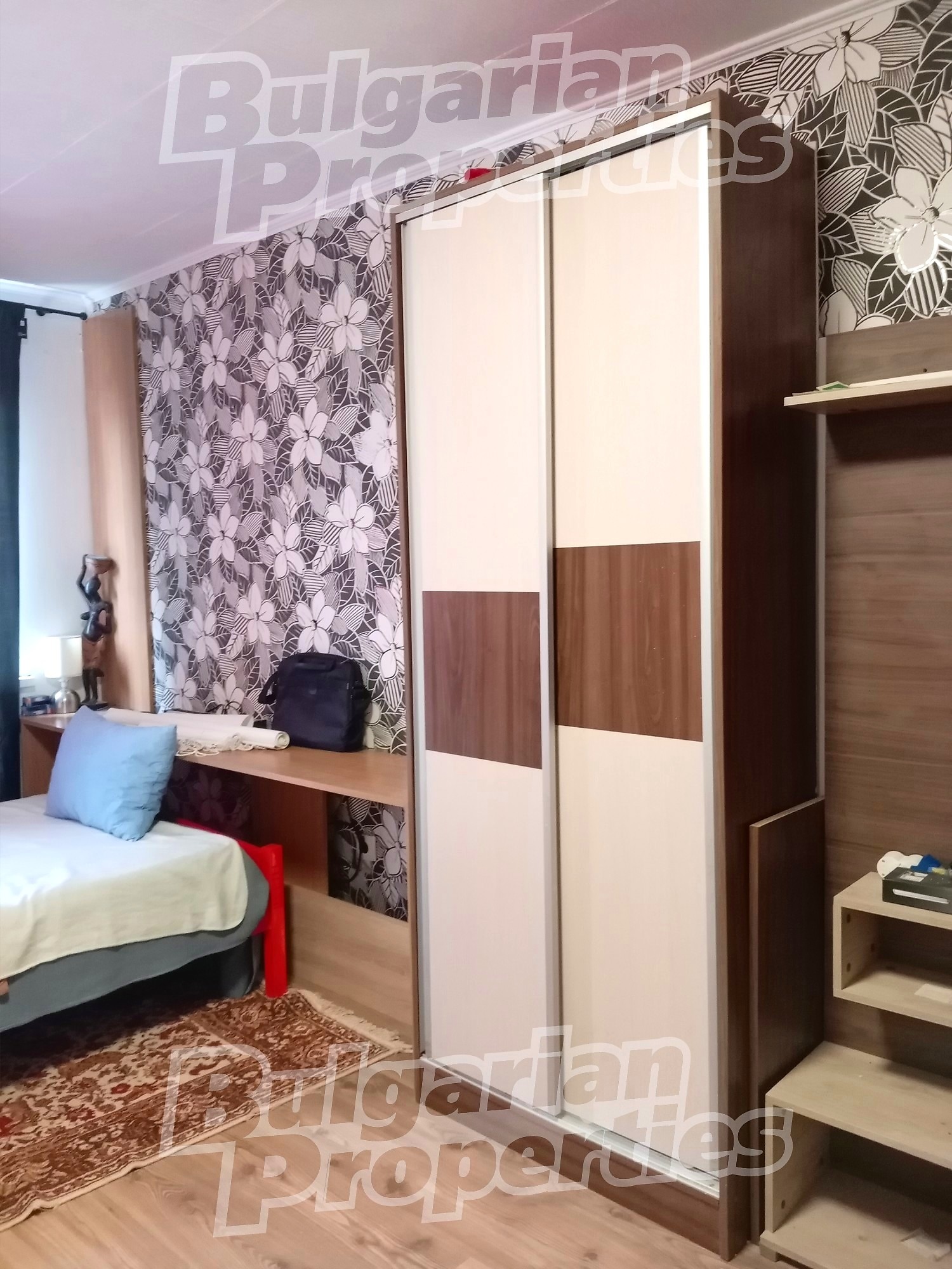 Дава под наем 4-СТАЕН, гр. Варна, Окръжна болница-Генерали, снимка 5 - Апартаменти - 53616180