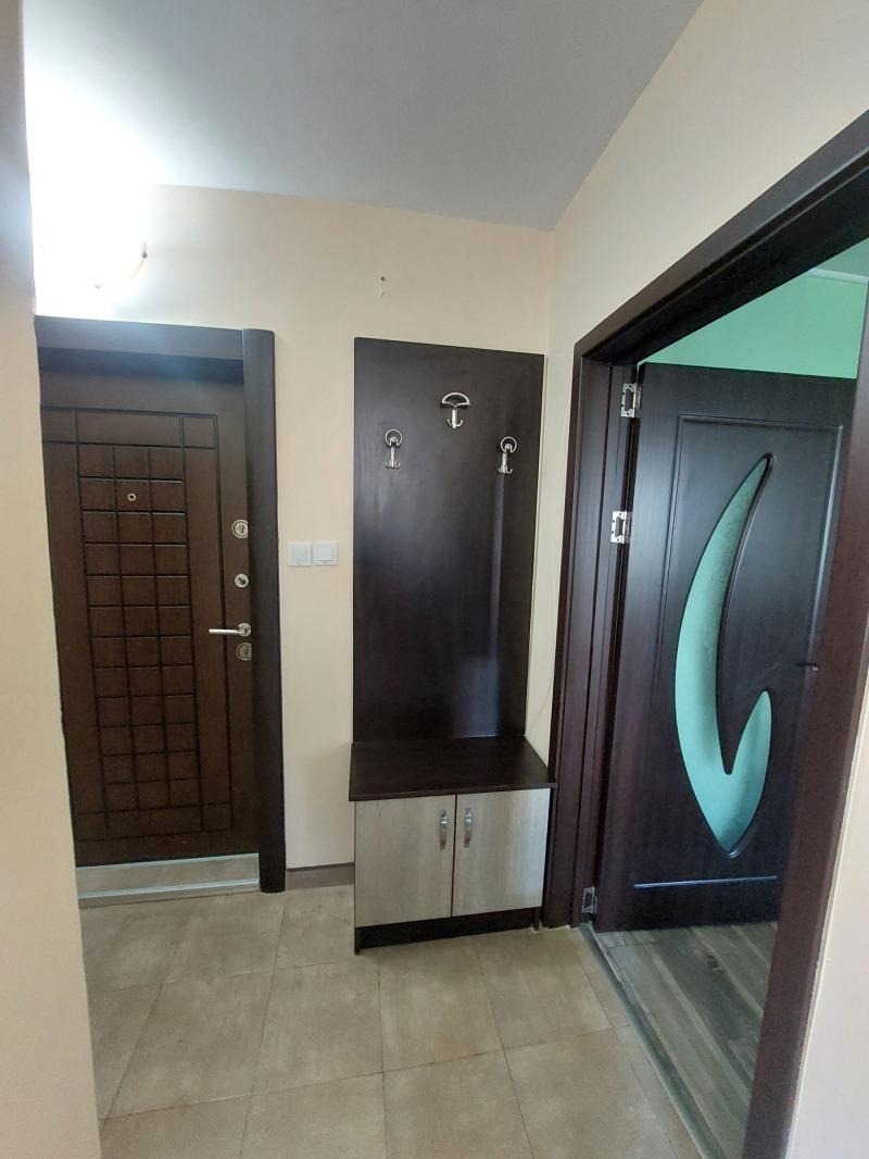 Издаје се  Студио Софија , Лјулин 9 , 45 м2 | 86996147 - слика [6]