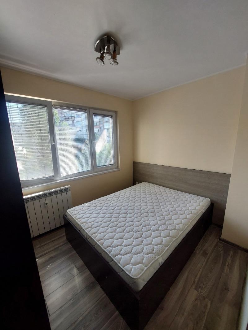 Издаје се  Студио Софија , Лјулин 9 , 45 м2 | 86996147 - слика [5]