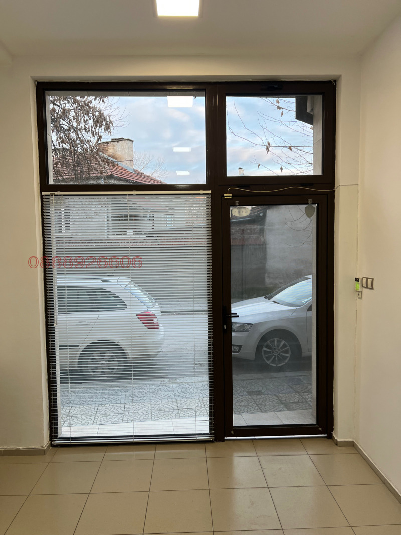 Дава под наем МАГАЗИН, гр. Пловдив, Кършияка, снимка 7 - Магазини - 52784436