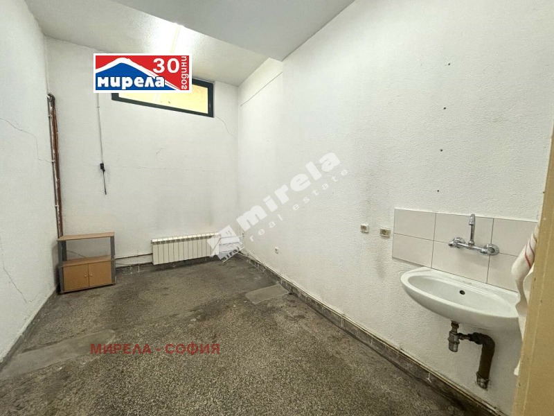 Дава под наем МАГАЗИН, гр. София, Хаджи Димитър, снимка 10 - Магазини - 49311375