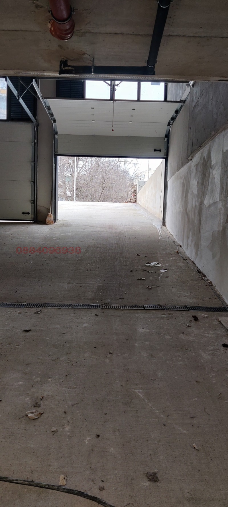 Дава под наем ГАРАЖ, ПАРКОМЯСТО, гр. Шумен, Тракия, снимка 7 - Гаражи и паркоместа - 53232042