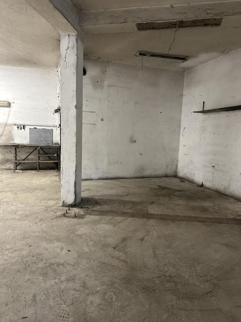 For Rent  Industrial building Sofia , v.z.Kinotsentara 3 chast , 465 sq.m | 76331347 - image [11]