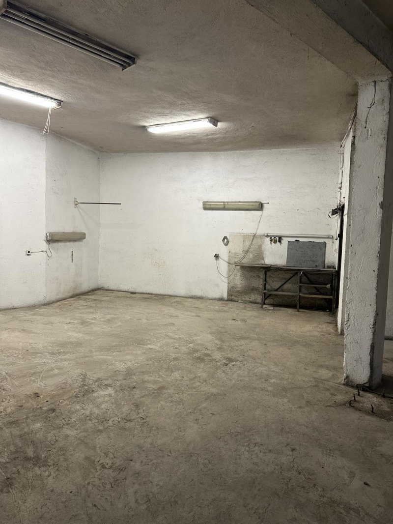 For Rent  Industrial building Sofia , v.z.Kinotsentara 3 chast , 465 sq.m | 76331347 - image [10]