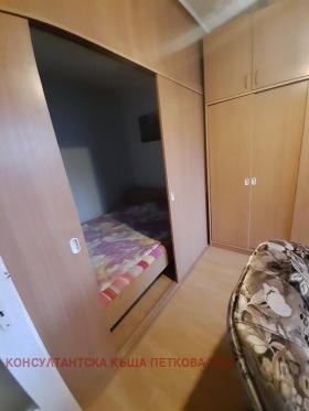 1 Schlafzimmer Mladost, Lowetsch 6