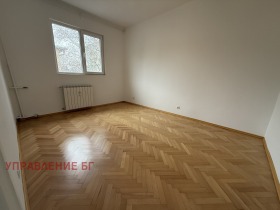 ����� ���� ��� ���� 3-�����,���� �����, ������>