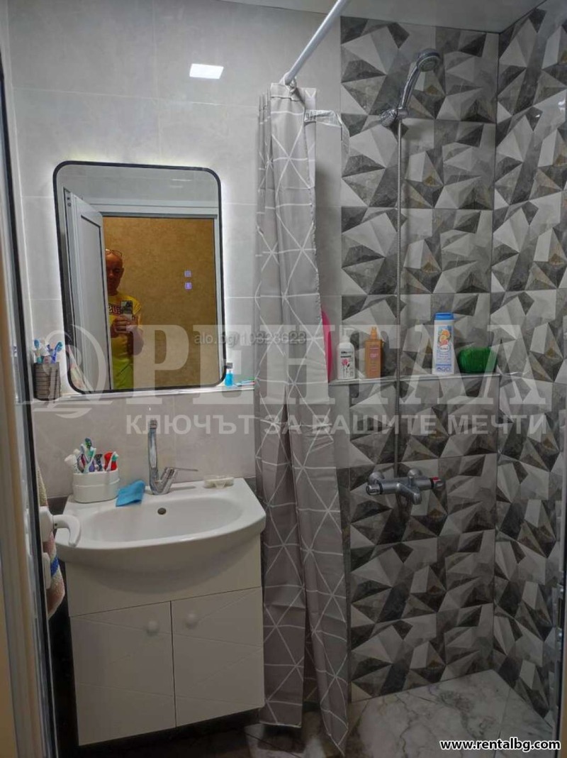 Da affittare  2 camere da letto Plovdiv , Hristo Smirnenski , 70 mq | 21243800 - Immagine [12]