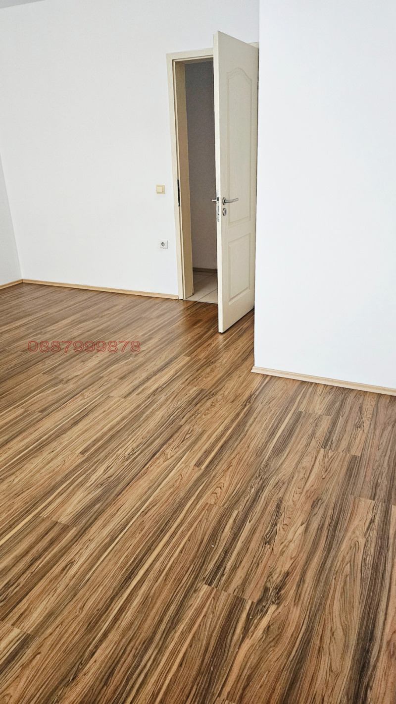 Издаје се  2 спаваће собе Софија , Редута , 100 м2 | 72687134 - слика [17]