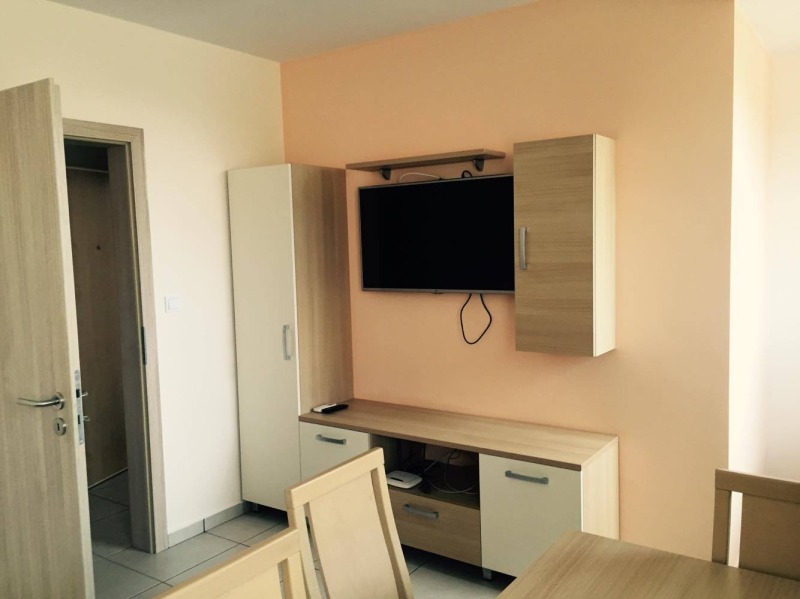 Дава под наем 3-СТАЕН, гр. Пловдив, Център, снимка 3 - Апартаменти - 52398635