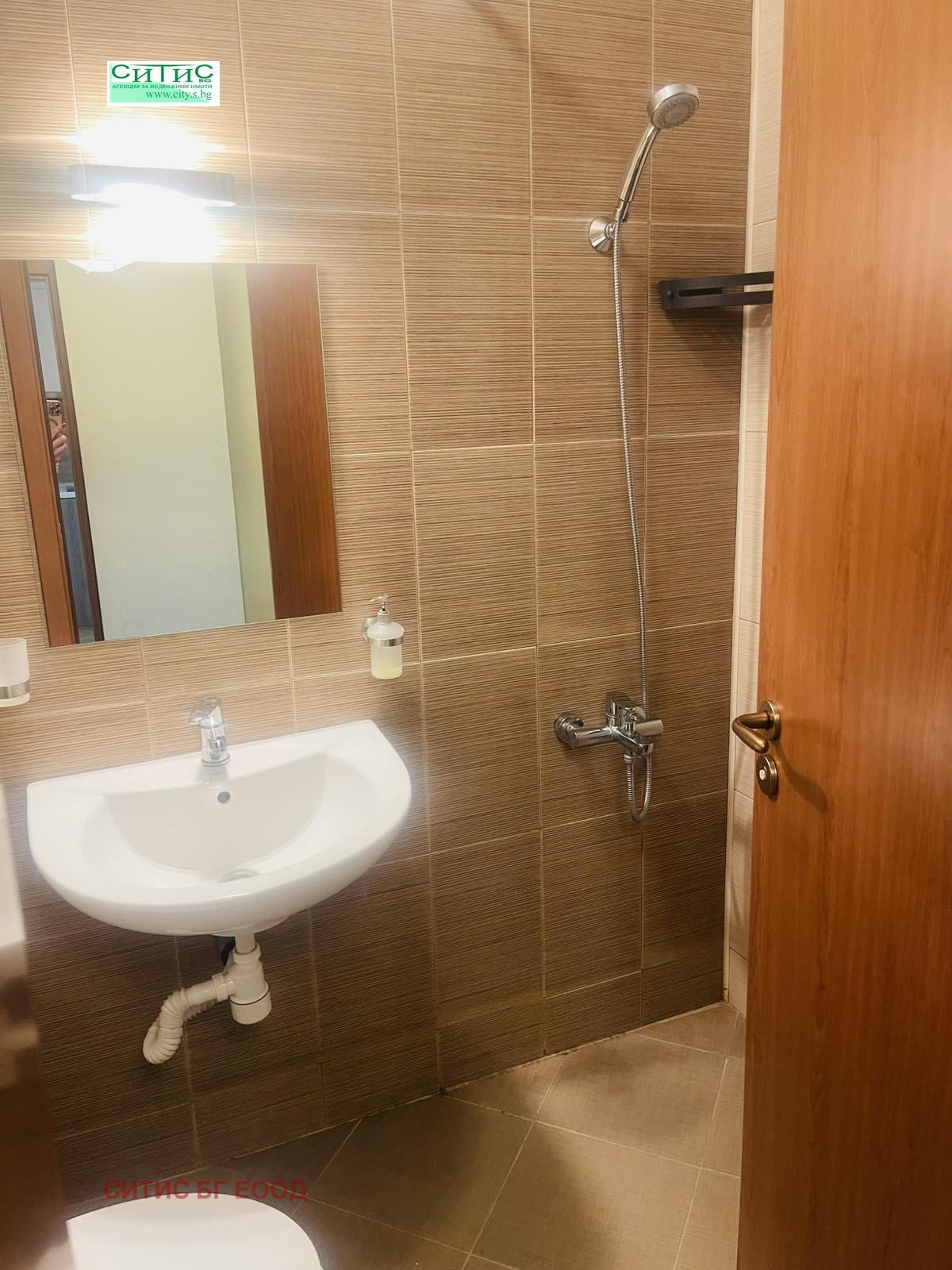 Дава под наем 2-СТАЕН, гр. София, Център, снимка 13 - Апартаменти - 54287402