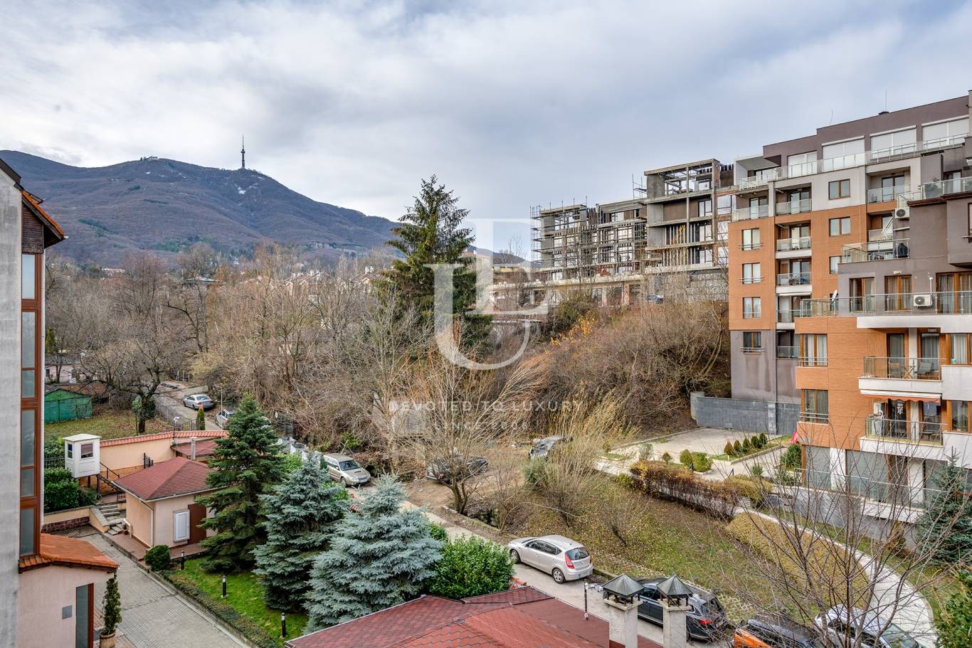 Дава под наем 4-СТАЕН, гр. София, Бояна, снимка 2 - Апартаменти - 43882597