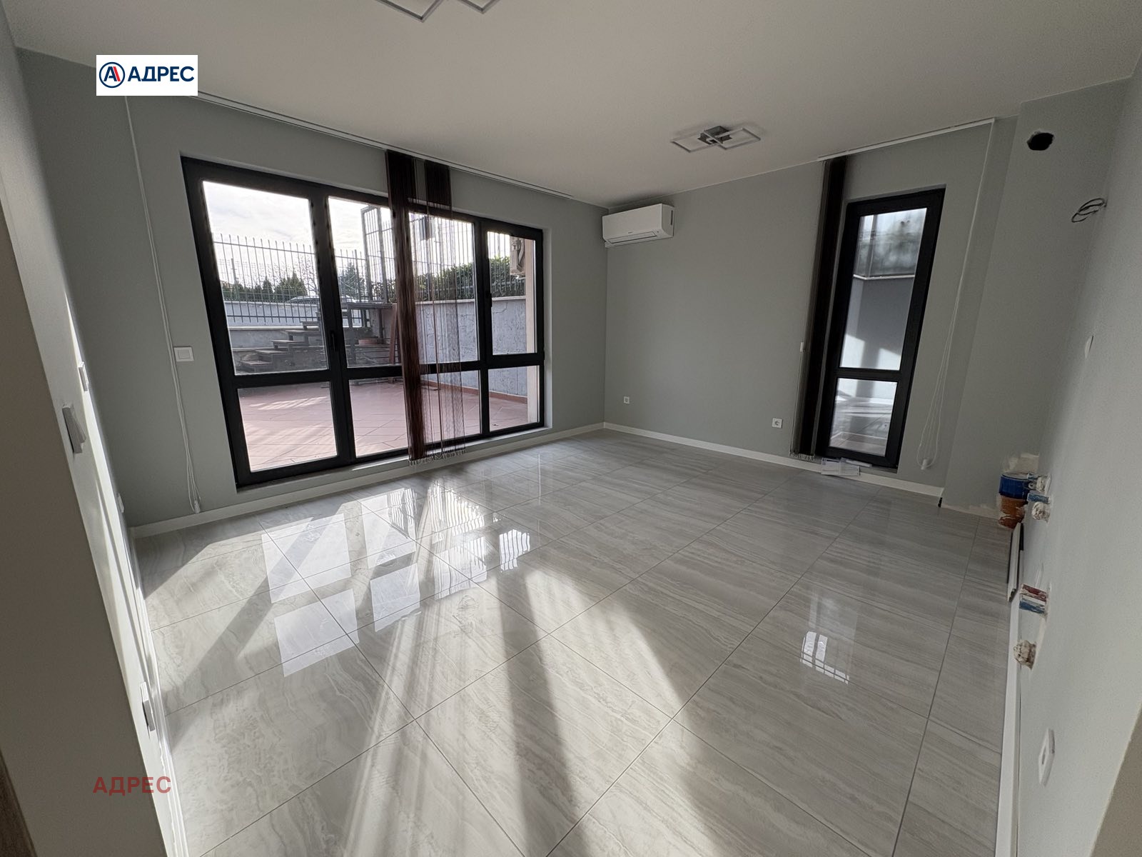 Дава под наем ОФИС, гр. Варна, Бриз