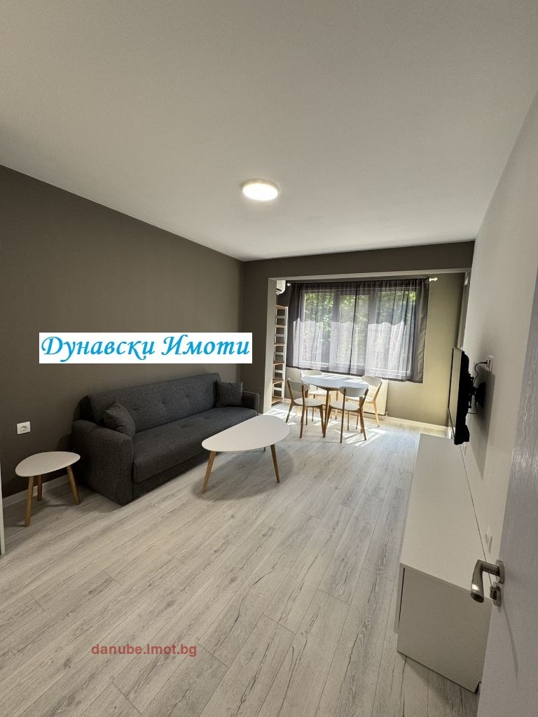 De inchiriat  1 dormitor Ruse , Vâzrajdane , 65 mp | 80446613