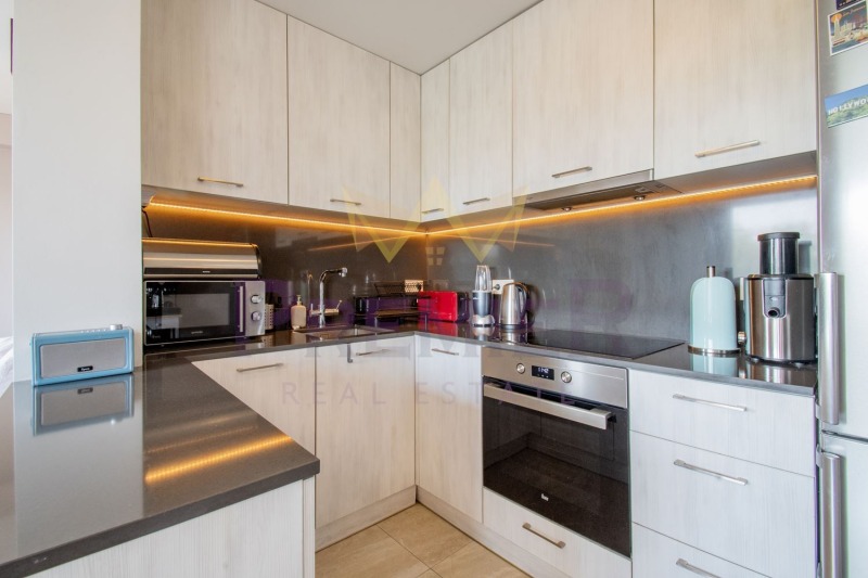 Дава под наем 4-СТАЕН, гр. София, Лозенец, снимка 6 - Апартаменти - 52627219