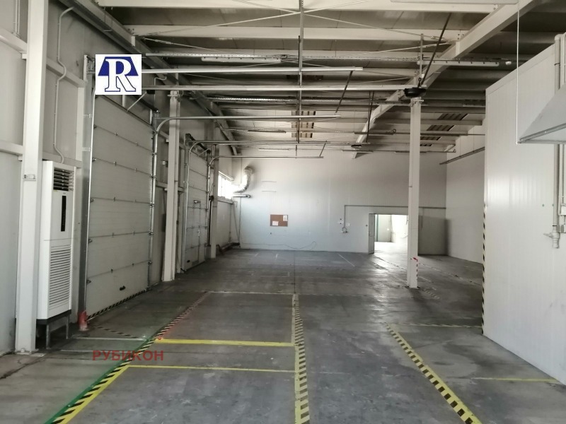 Da affittare  Edificio industriale Plovdiv , Industrialna zona - Iug , 1336 mq | 79145937 - Immagine [10]