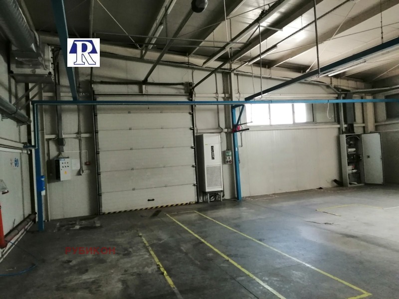 Da affittare  Edificio industriale Plovdiv , Industrialna zona - Iug , 1336 mq | 79145937 - Immagine [8]