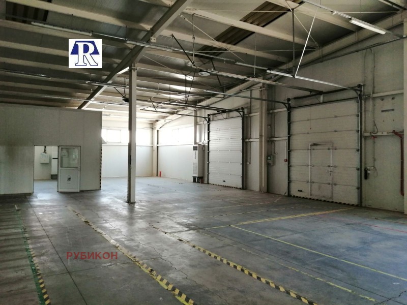Da affittare  Edificio industriale Plovdiv , Industrialna zona - Iug , 1336 mq | 79145937 - Immagine [9]