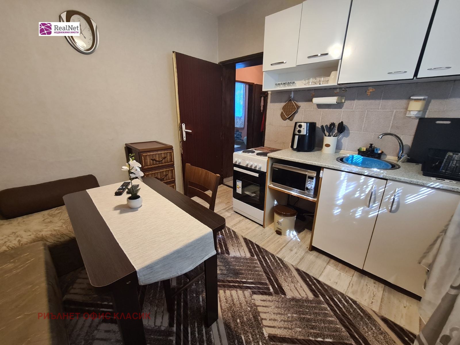 Дава под наем КЪЩА, гр. София, Филиповци, снимка 2 - Къщи - 54602890