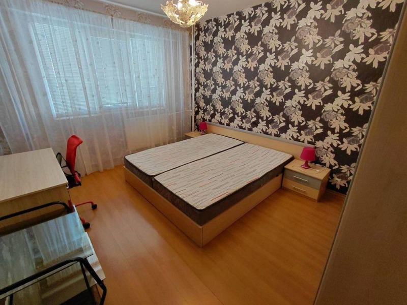 Zu vermieten  2 Schlafzimmer Sofia , Mladost 4 , 100 qm | 52631945 - Bild [4]