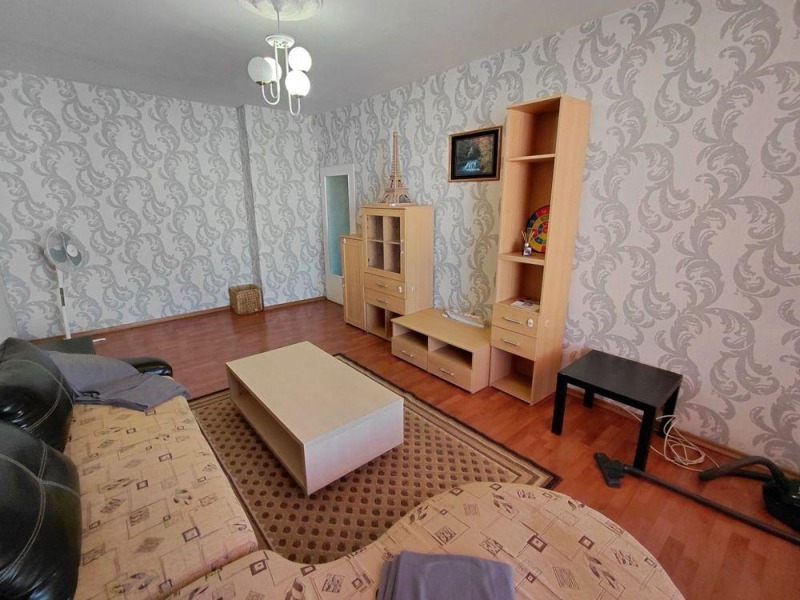 Zu vermieten  2 Schlafzimmer Sofia , Mladost 4 , 100 qm | 52631945 - Bild [2]