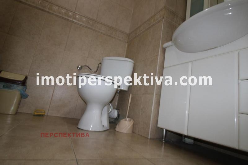 Da affittare  Ufficio Plovdiv , Karshiiaka , 100 mq | 81673310 - Immagine [10]