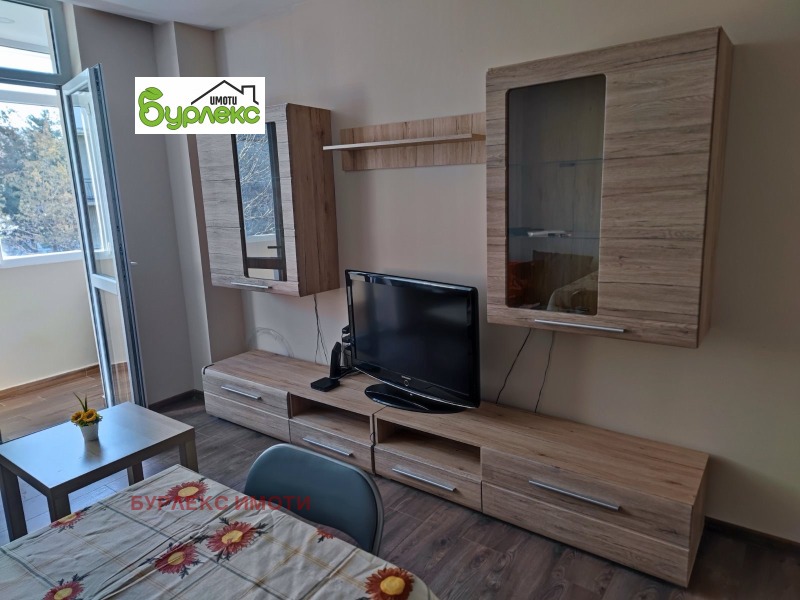 Дава под наем 1-СТАЕН, гр. Варна, Левски 1