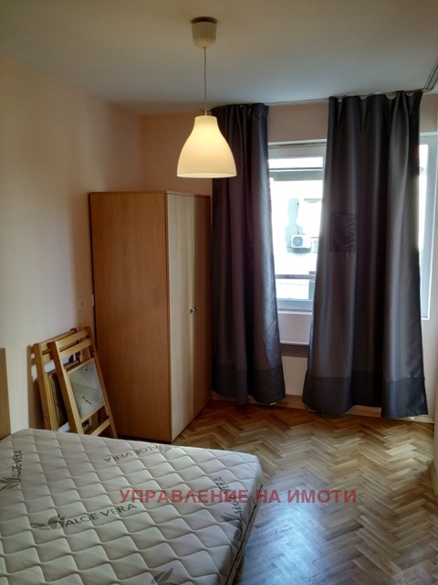 Дава под наем 2-СТАЕН, гр. София, Лозенец, снимка 6 - Апартаменти - 56135142