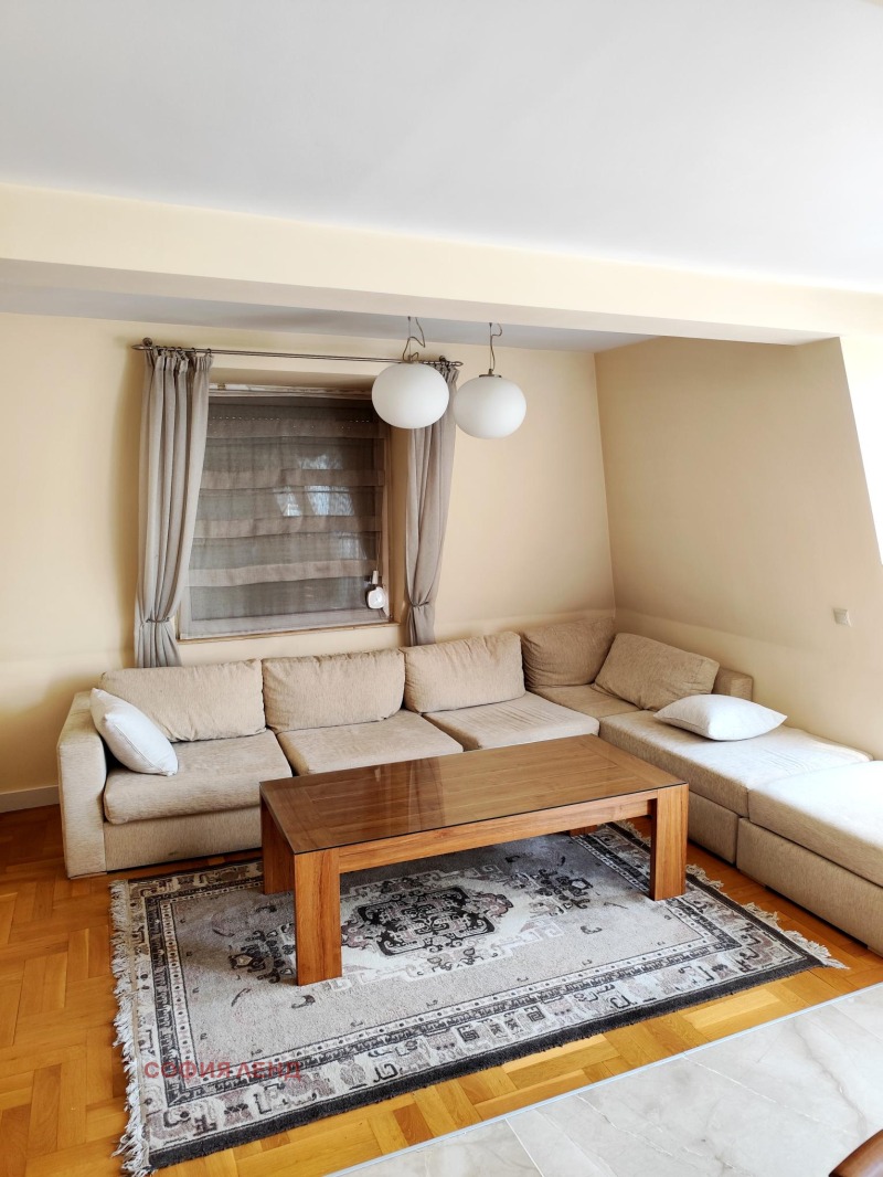 Kiralık  2 yatak odası Sofia , Centar , 168 metrekare | 31519002