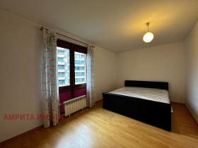 2 camere da letto Iztok, Sofia 4