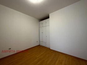 2 camere da letto Iztok, Sofia 5