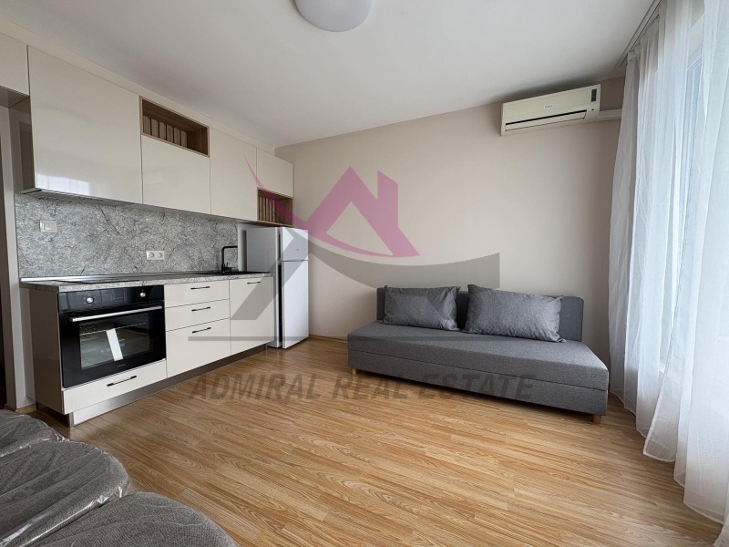 En renta  1 dormitorio Varna , k.k. Sv.Sv. Konstantin i Elena , 48 metros cuadrados | 59047836