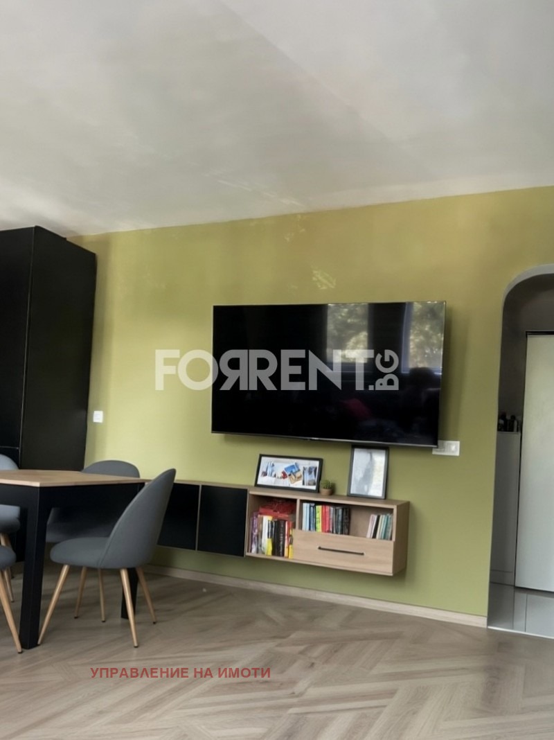 Дава под наем 3-СТАЕН, гр. София, Света Троица, снимка 2 - Апартаменти - 55885336