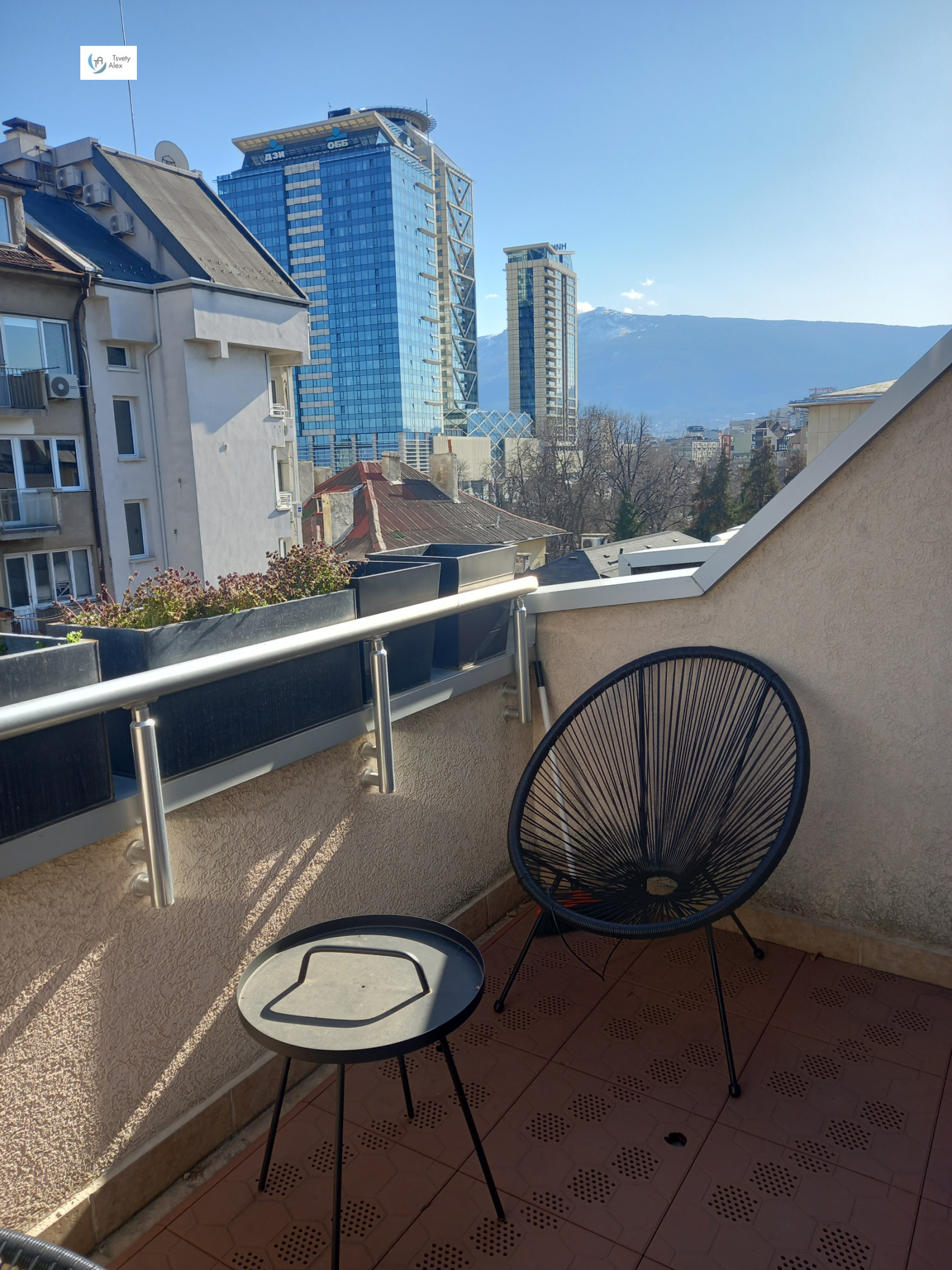 Дава под наем 2-СТАЕН, гр. София, Център