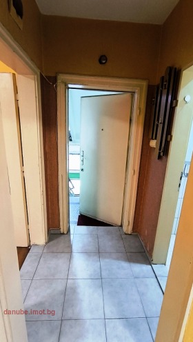 Stüdyo Zdravec, Ruse 9