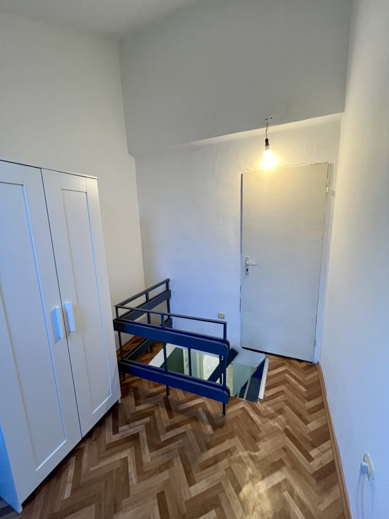 Дава под наем 3-СТАЕН, гр. София, Гео Милев, снимка 11 - Апартаменти - 52973086