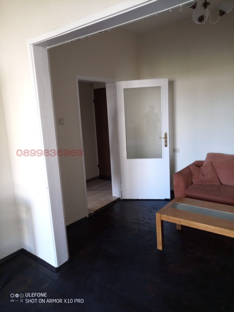 Дава под наем 2-СТАЕН, гр. София, Гео Милев, снимка 6 - Апартаменти - 52779475