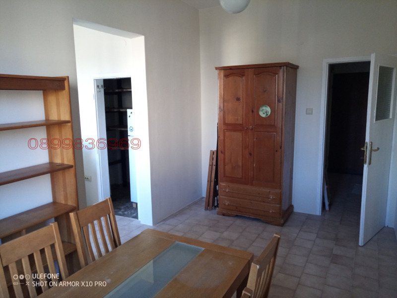 Дава под наем 2-СТАЕН, гр. София, Гео Милев, снимка 12 - Апартаменти - 52779475