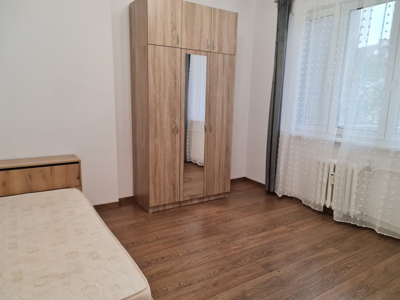 Zu vermieten  2 Schlafzimmer Sofia , Zentar , 100 qm | 37123922 - Bild [12]