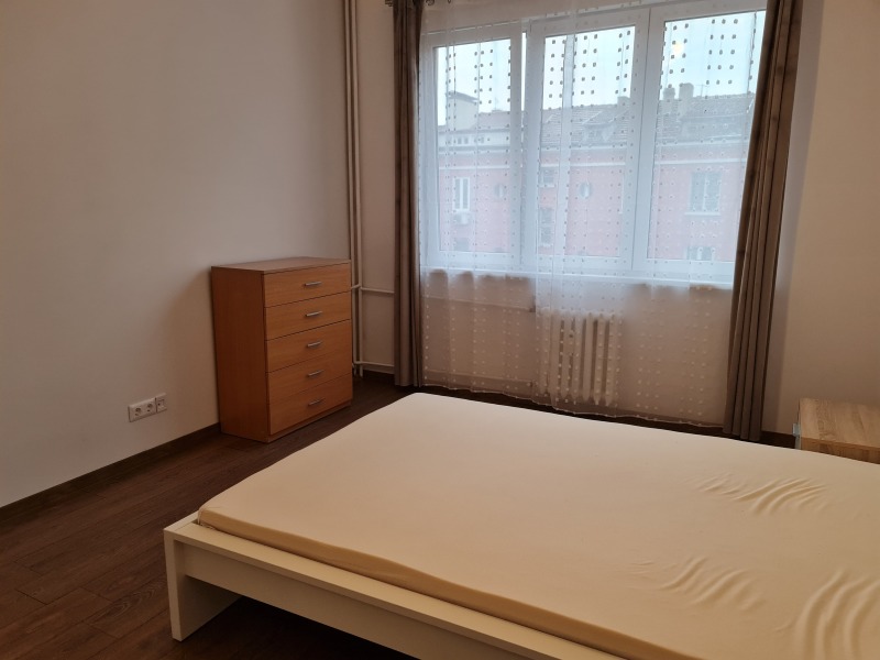 Zu vermieten  2 Schlafzimmer Sofia , Zentar , 100 qm | 37123922 - Bild [14]