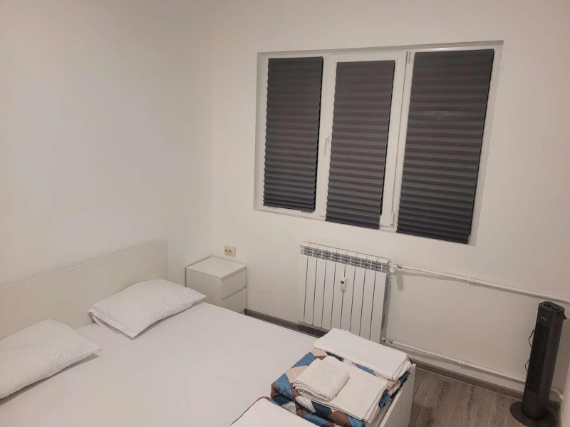 Дава под наем 3-СТАЕН, гр. София, Център, снимка 8 - Апартаменти - 53002194