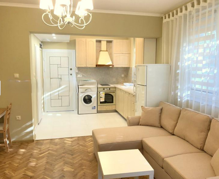 Zu vermieten  1 Schlafzimmer Plowdiw , Zentar , 70 qm | 63900774