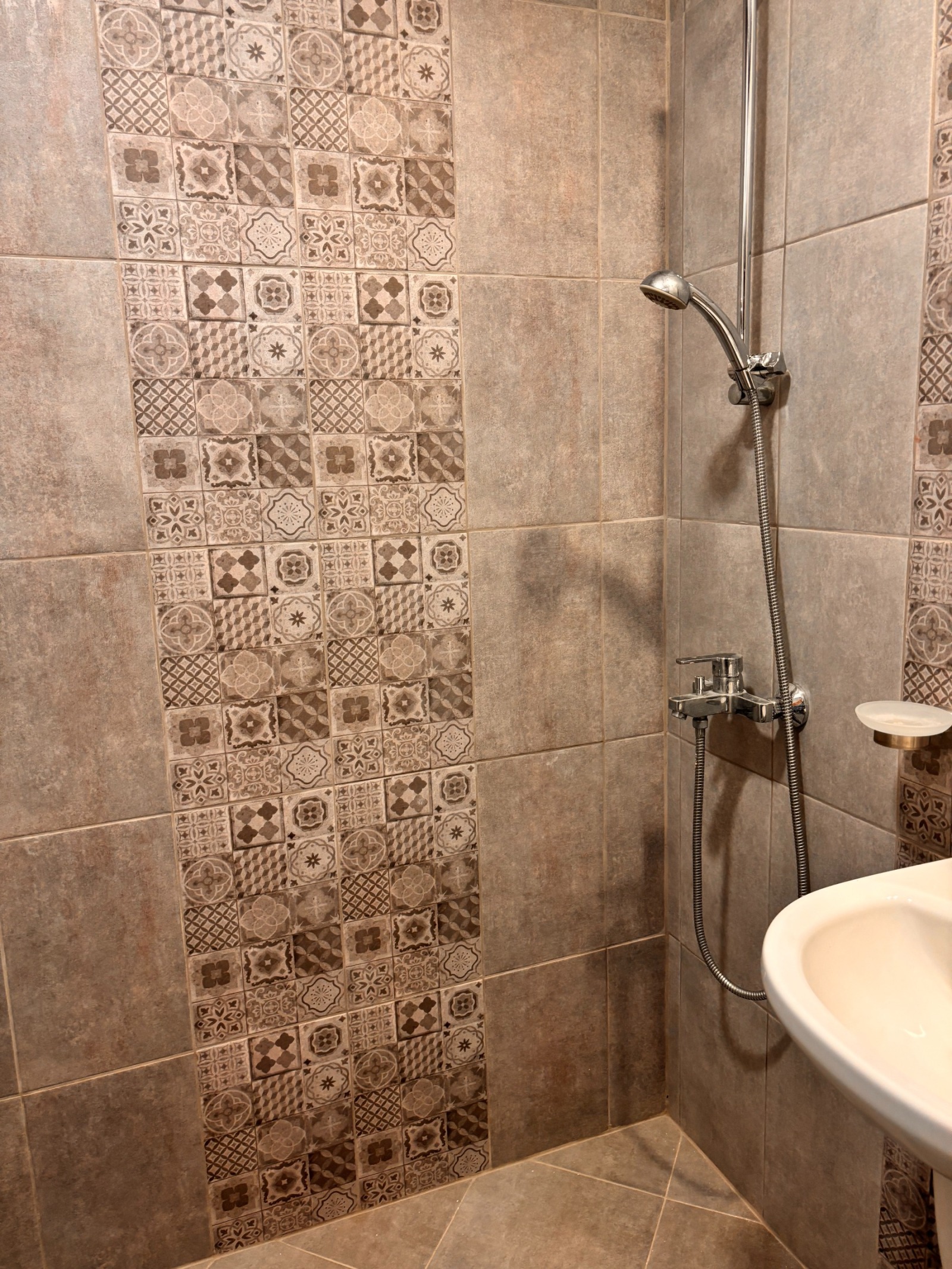 Дава под наем 2-СТАЕН, гр. Варна, Левски 1, снимка 4 - Апартаменти - 53661379