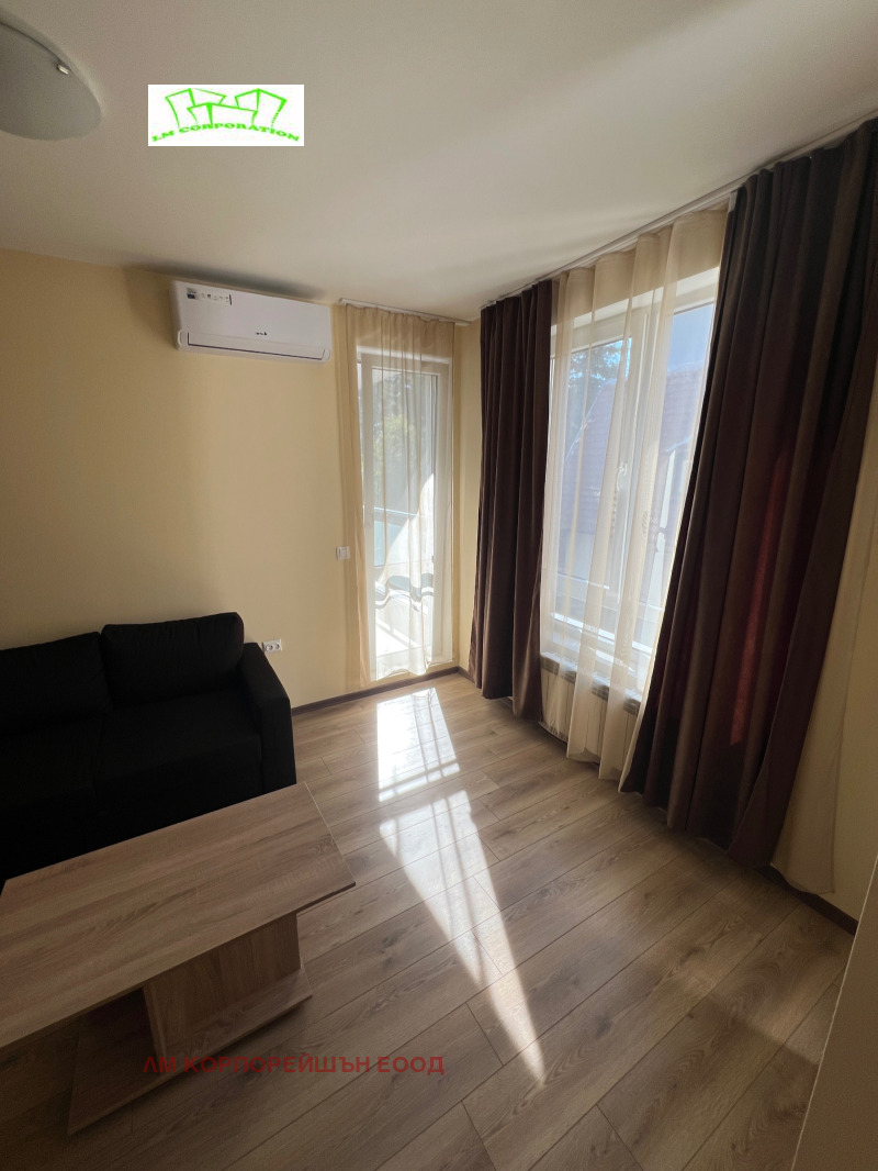 K pronájmu  1 ložnice Sofia , Pavlovo , 60 m2 | 34780517 - obraz [2]