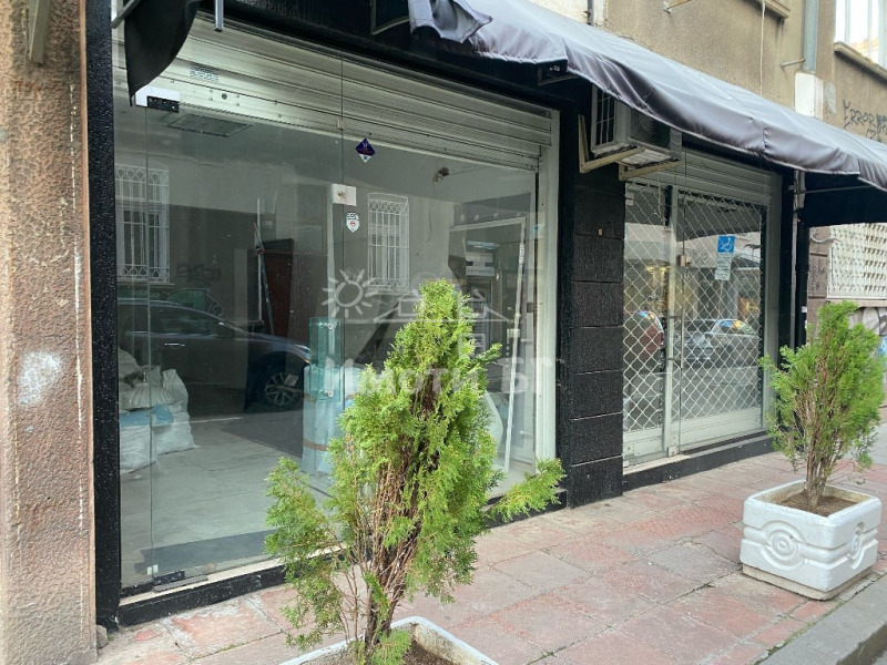 A louer  Boutique Sofia , Tsentar , 40 m² | 77006278