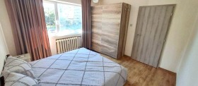1 dormitor Slaveicov, Burgas
