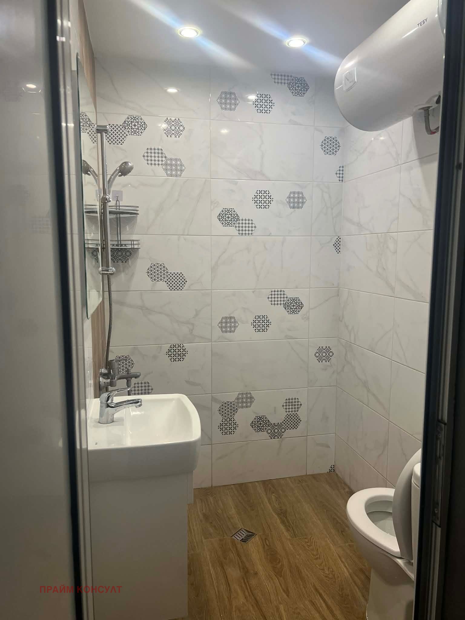 Дава под наем 2-СТАЕН, гр. Пловдив, Кючук Париж, снимка 8 - Апартаменти - 53646315