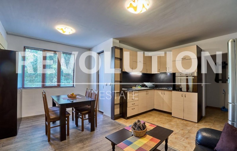 For Rent  1 bedroom Plovdiv , Tsentar , 51 sq.m | 58826370