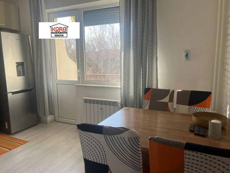 Издаје се  2 спаваће собе Плевен , Идеален центар , 95 м2 | 66905845 - слика [6]