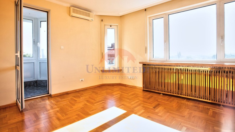 A louer  3+ chambres Sofia , Tsentar , 250 m² | 12460039 - image [8]