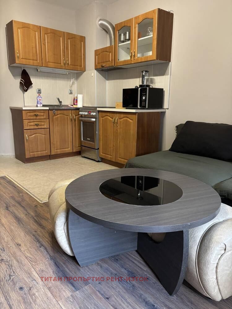Zu vermieten  Maisonette Burgas , Lazur , 78 qm | 81459840
